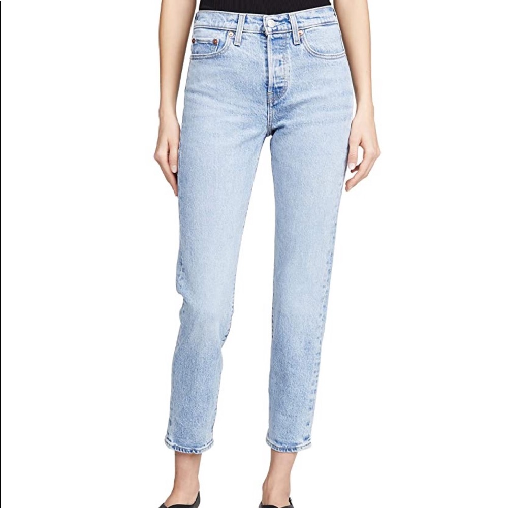 Levi’s wedgie jeans
